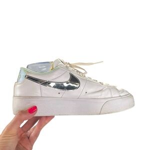 Nike Blazer Low Platform SE Floral Insole Sneakers White Black Holographic 9